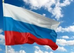 Над школами Красноуфимска в скором времени появятся российские флаги