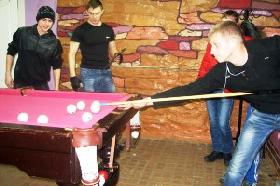 В КМЖ «Глобус» прошел турнир по бильярду среди молодёжи и подростков