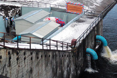 На красноуфимском пруду завершено строительство мини-гидроэлектростанции